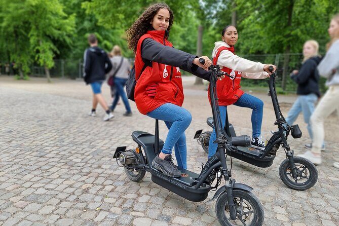 2 hour Sights Guided E-Scooter Tour in Munich - What to look for at each stop (so it doesn’t blur into one ride)