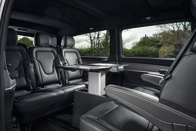 Airport Transfer: Munich Airport MUC to Munich by Luxury Van - Direct Transfer Into Munich: What a 30-Minute Ride Feels Like