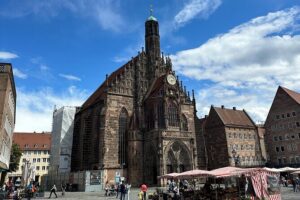 Champagne breakfast and escape game in Nuremberg's old town - How the iPad format changes the fun (and the stress)