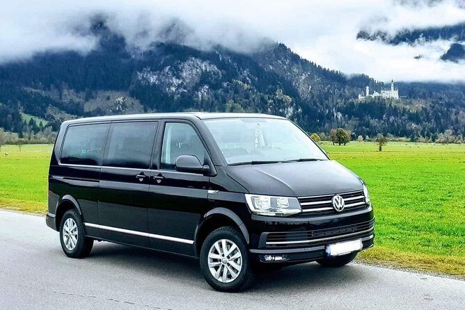 Comfort Mini-Van & Professional and FRiENDLY Guide: CUSTOMIZED 1-DAY TOUR from Munich - Ludwig II on your timeline: Neuschwanstein and Linderhof