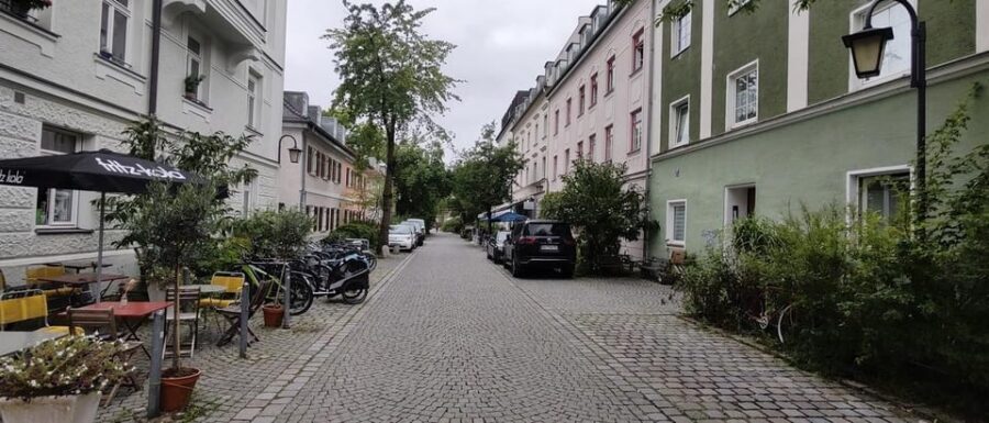 Culinary Haidhausen - The Food Tour - Getting there and starting at Orleanspl. 13