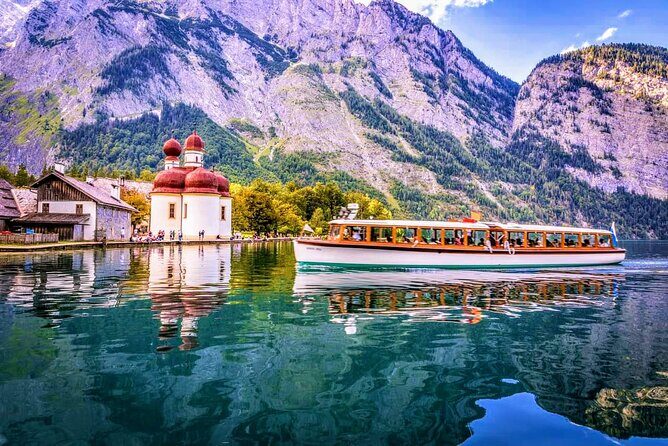Eagle's Nest, Lake Königssee and 'Fuehrer Headquarters' Private Tour from Munich - The drive out: the motorway viewpoint stop that sets the tone