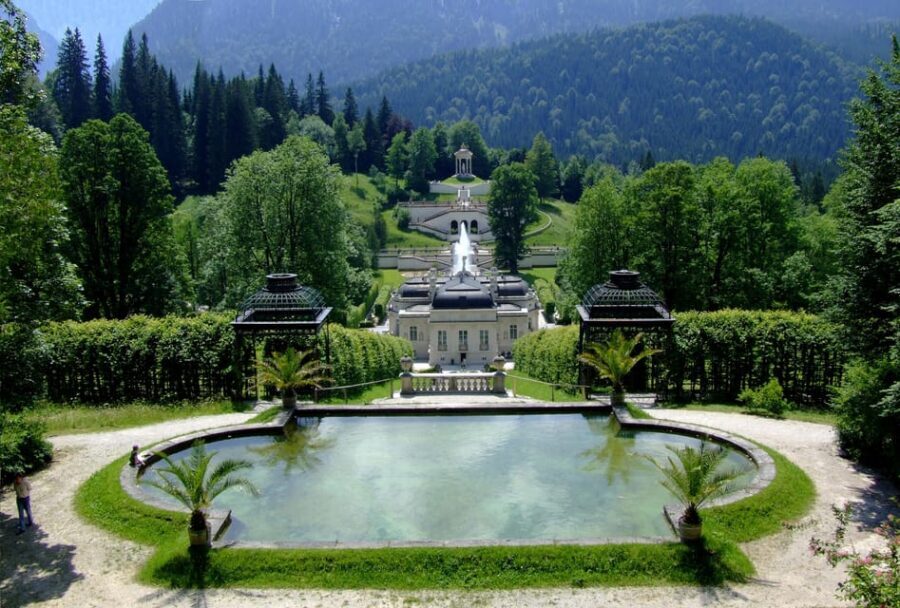 From Füssen: Neuschwanstein & Linderhof Castles Private Tour - Who should book this Füssen castles day (and who might skip it)