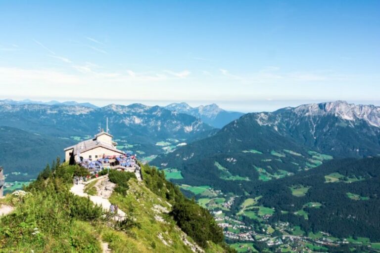 From Munich: Guided Group Tour to Eagle’s Nest - The drive to Berchtesgaden: where the hours go fast