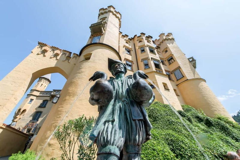 From Munich: Neuschwanstein & Linderhof Castle Full-Day Trip - Passing Oberammergau: useful views, not a long stop