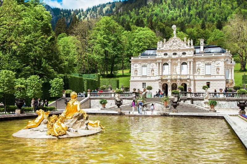 From Munich: Premium Neuschwanstein Castle & Linderhof Tour - The luxury bus from Munich: where the day starts feeling easy