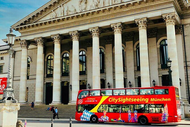 Hop-On Hop-Off Tour CitySightseeing Munich - Pinakotheken and classical Munich: Theresienstraße and the art district approach