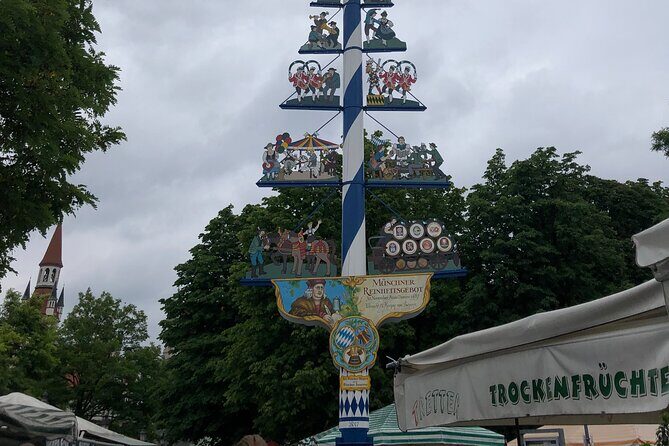 Lunch Like a Local: Munich's ORIGINAL Viktualienmarkt Food Tour - Small-group size, pacing, and what to expect on a real market day