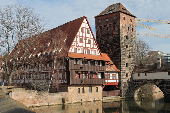 Medieval Tour in Nuremberg in Spanish - Stop 2: St. Lorenz and the church-building stories