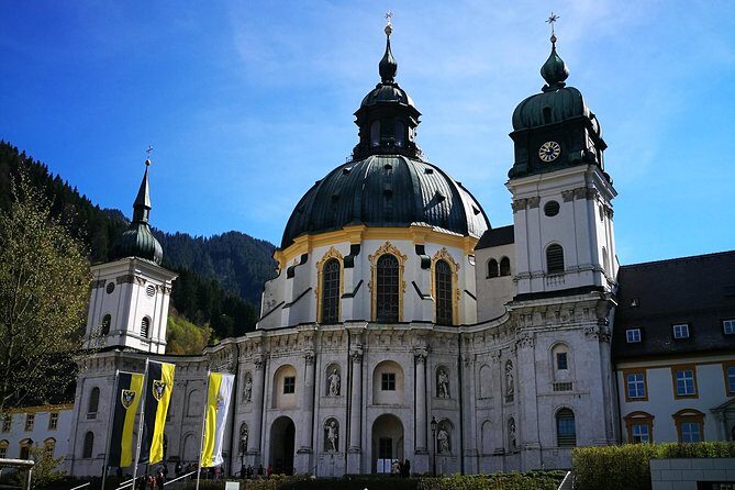 Mike's Neuschwanstein & Linderhof Private Tour from Munich - The 8:00 AM start: how the day really feels