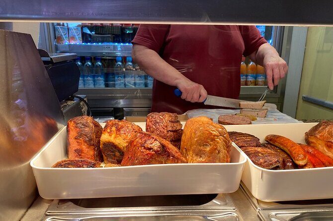 Munich 2 Hour Food Power Tour - Getting oriented at Marienplatz before the bites