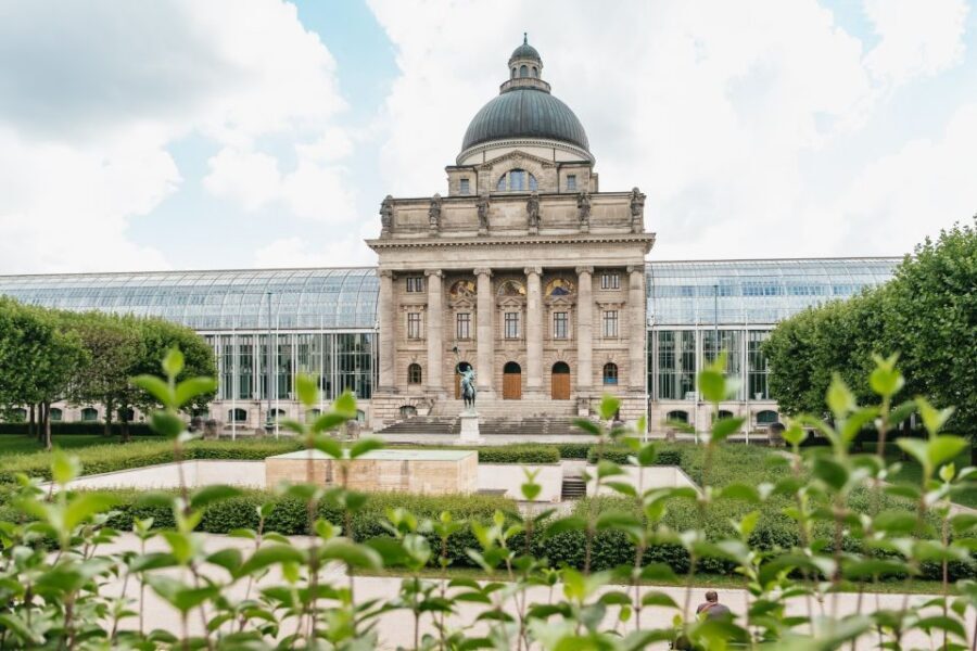 Munich 3-Hour Guided Bike Tour - Who should book this bike tour, and who should skip it