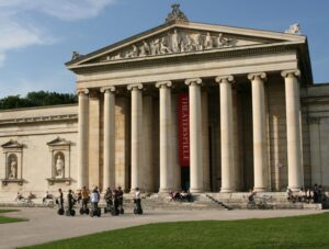 Munich 3-Hour Segway Tour: Nazi Munich & Royal Architecture - The Story the Guide Builds: Royal Munich Meets Nazi Munich