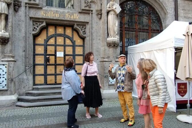 Munich 4hr Private Walking Tour with Certified Guide - Marienplatz, Neues Rathaus, and the Glockenspiel moment