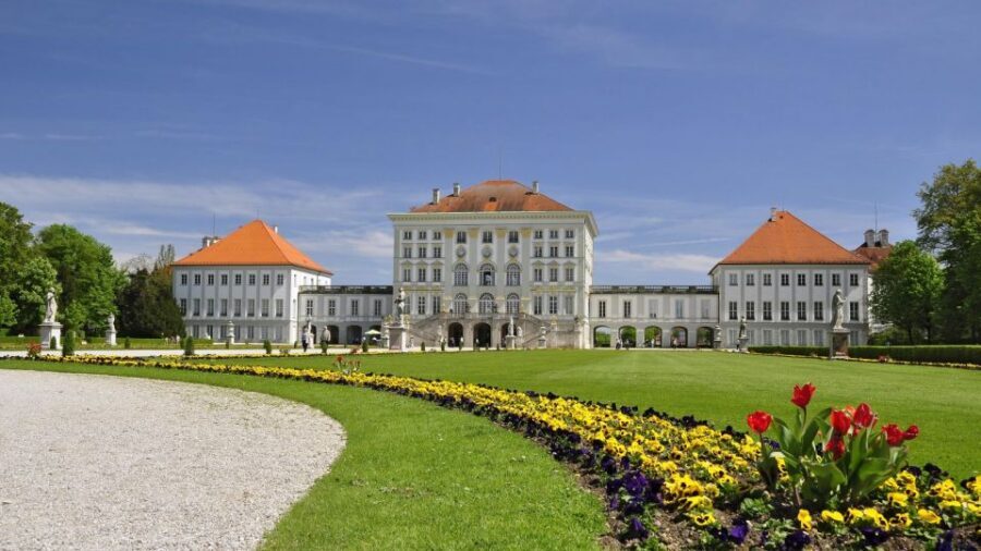 Munich: City Pass 45+ Top Attractions and Public Transport - Digital City Pass logistics: QR scans and the no-meeting-point reality