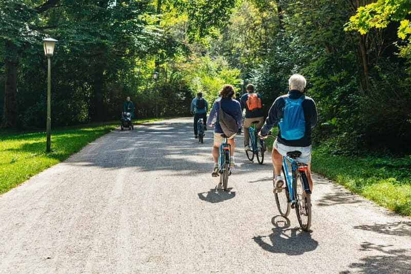 Munich: Classic Guided City Tour by Bike (English Tour Only) - Pace, guides, and group energy: why it feels fun instead of rushed