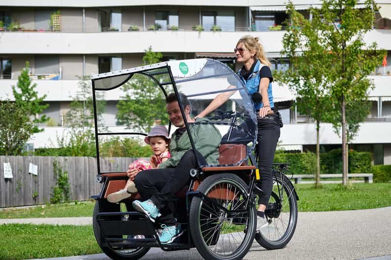 Munich: Day-rent rickshaw and explore Munich yourself - Speed, range, and comfort: what the 20 km/h limit means