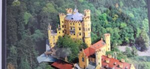 Munich: Half-Day Skip-the-Line Neuschwanstein Castle Tour - From Munich Central Station to the castle area: trains that do the heavy lifting