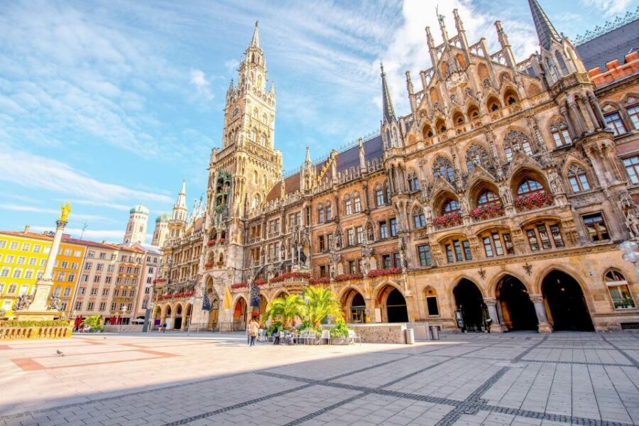 Munich Hop-On Hop-Off Tour: 1-Day or 2-Day Ticket - Timetables you can actually work with (summer vs winter departures)