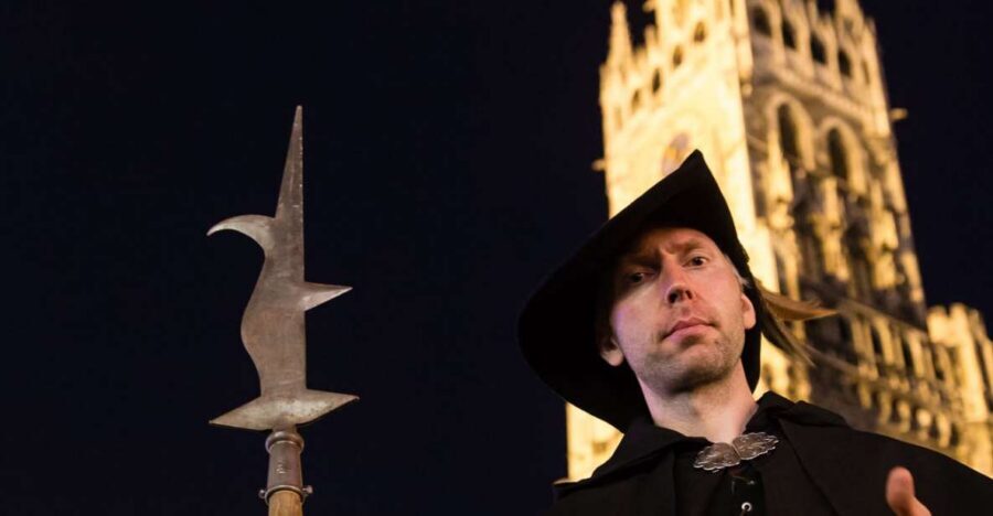 Munich: Night Watchman Walking Tour - A costumed night watchman who makes history talk