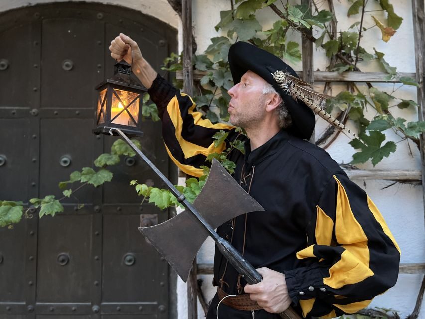 Munich: Night Watchman Walking Tour - City walls and the westward stretch: Gruftgasse with Alois