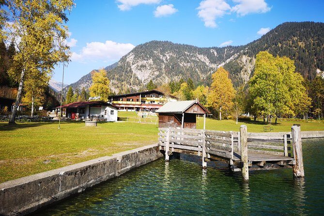 Munich private Car & Walking Tour incl. BMW World & River Surfers - Neuschwanstein Castle: A Main Event Without the Rush