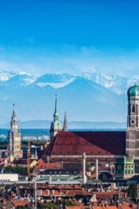 Munich : Private Walking Tour with A Guide (Private tour) - How the Pickup and Duration Work (2 to 8 Hours)