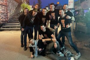 Munich PubCrawl: 4 Venues, Welcome Shots + Club Entry - Neuhauser Straße and the Brunnenbuberl Fountain Start