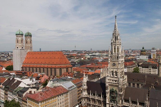 Munich - the essential walking tour - Frauenkirche: why Munich’s brick cathedral stops you