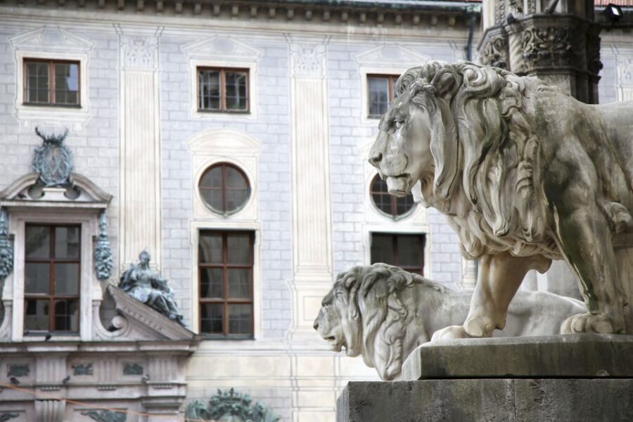 Munich: Third Reich & WWII Walking Tour - Munich’s Third Reich story, told on foot in 165 minutes