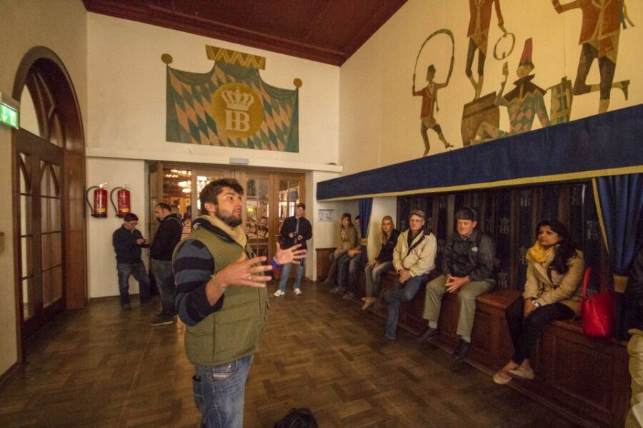 Munich: Third Reich & WWII Walking Tour - Königsplatz: rally space where the city became part of the message