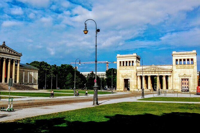 Munich WWII and Dachau Concentration Camp Private Tour with Licensed Guide - Pickup, comfort, and how to plan a 9.5-hour day