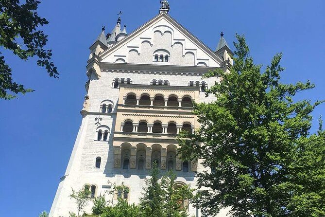 Neuschwanstein Castle and Linderhof Palace Day Trip from Munich - What you really pay: tour price plus the castle fees