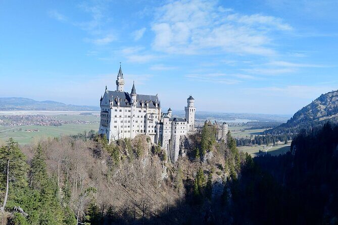 Neuschwanstein Castle Small-Group Guided Day Trip from Munich - Queen Mary’s Bridge (Marienbrucke): timed photos without losing the whole day