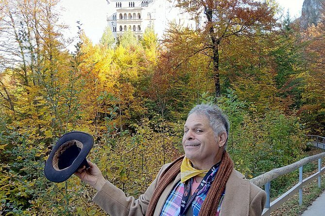 Neuschwanstein Castle Small-Group Guided Day Trip from Munich - Munich to Füssen by train: comfort beats car stress