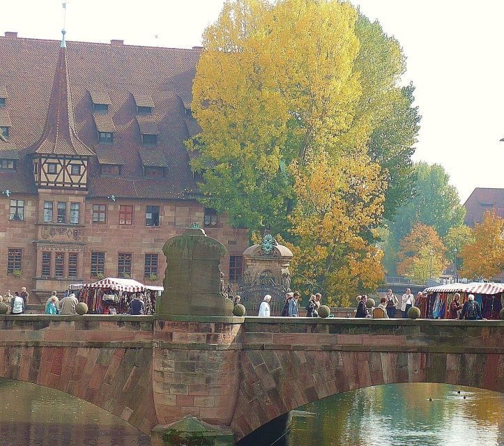 Nuremberg Old Town and Nazi Rally Grounds Walking Tour - Craft and art in real places: from Handwerkerhof to Dürer’s area