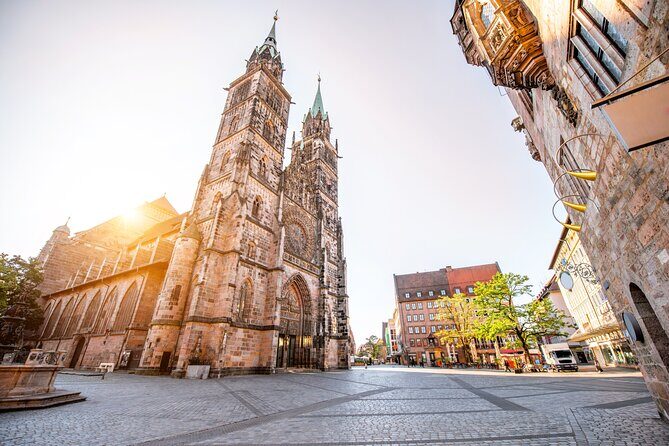 Nuremberg Old Town Highlights Private Walking Tour - Hauptmarkt: medieval trade meets today’s Nuremberg vibe