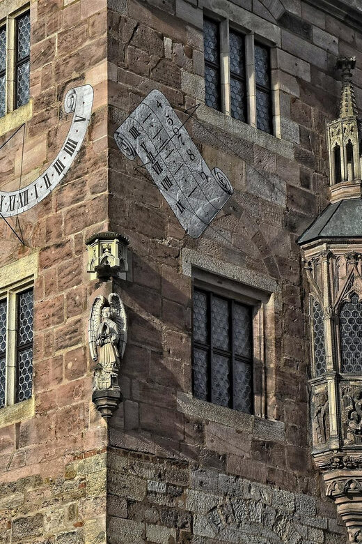 Nuremberg - Old town Historic Walking tour - St. Lorenz West Facade Art and the Meaning of the Figures