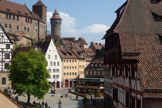 Nuremberg Private Walking Tour: Old Town and Nazi Rally Grounds - Pace and comfort: how to plan for a 2–4 hour walking day