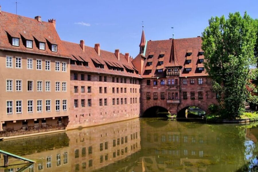 Nuremberg : Private Walking Tour With A Guide (Private Tour) - What the Guide Experience Can Feel Like: Walter vs. Helene