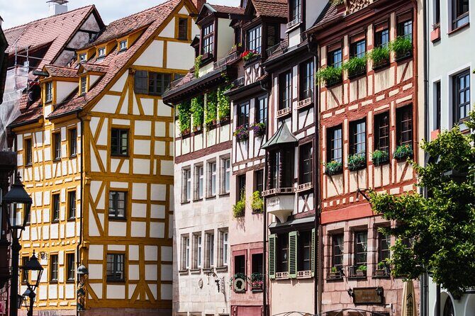 Nuremberg Scavenger Hunt and Sights Self-Guided Tour - The app-led flow: hints, map, questions, and points