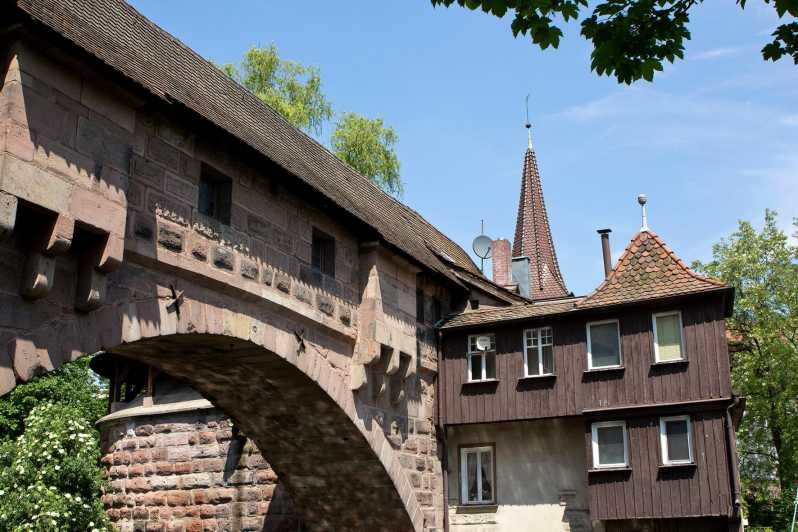 Nuremberg: The Old Town in Evening Light - IN GERMAN - Key highlights you’ll care about