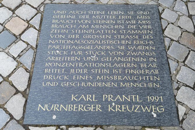 Nuremberg Third Reich Tour in Spanish - St. Lorenz: the Via Crucis and its link to the camp