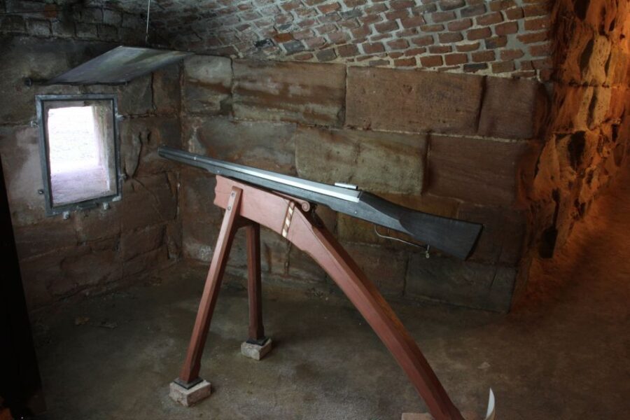 Nuremberg: Tunnels and Secret Passages in the City Wall Tour - Comfort, safety, and who should skip this tour