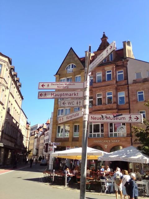 Nürnberg City Tour with Traditional Dinner & Beer - Old Town walk: cathedral and the Burg area