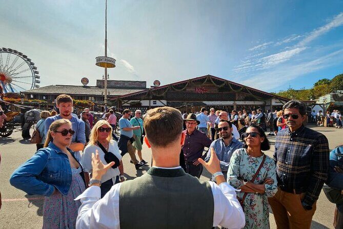 Oktoberfest Experience in Munich: Fun, Food, Beer & Seats - Meeting at Burger King and finding your guide fast