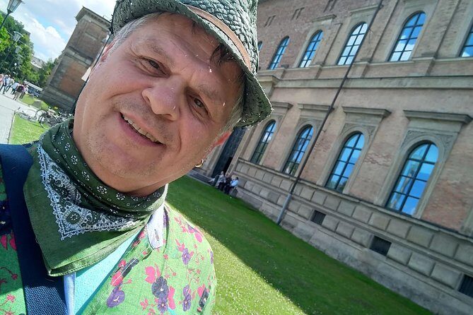 Paul's Private Tour Munich Highlights - Frauenkirche: Your Shortcut to Munich’s Most Recognizable Church
