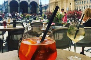 Premium Private Foodie Experience with Local - all tastings included - Starting at Fischbrunnen near Marienplatz: simple to find, easy to orient