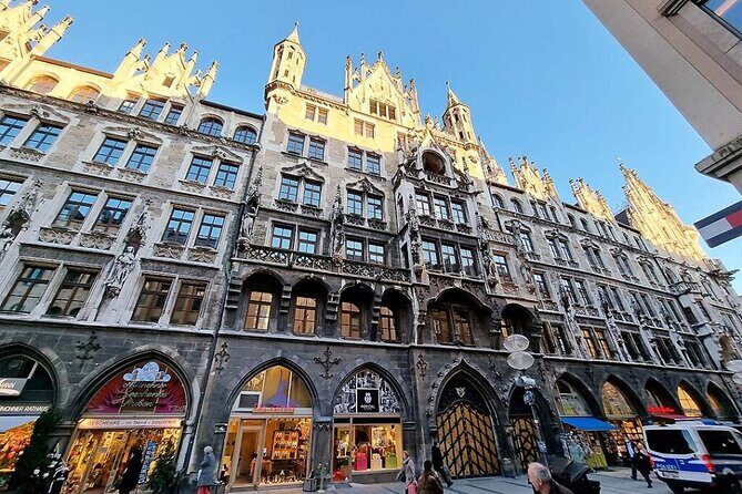 Private audio book city rally in Munich city centre - Turning Munich landmarks into a game you can actually follow