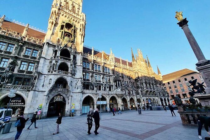 Private audio book city rally in Munich city centre - Where you start, how long it takes, and how to pace it
